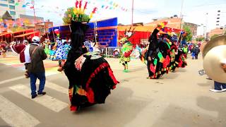 Carnaval de Oruro Waka Waka traditional Bolivian dancing Oruro Carnival HD long version [upl. by Anitaf64]